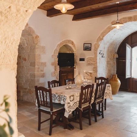 Masseria Montanaro Cisternino Luaran gambar