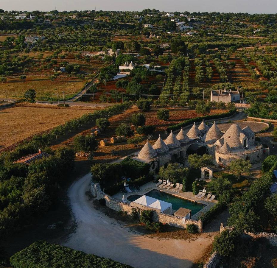 Masseria Montanaro Cisternino Luaran gambar