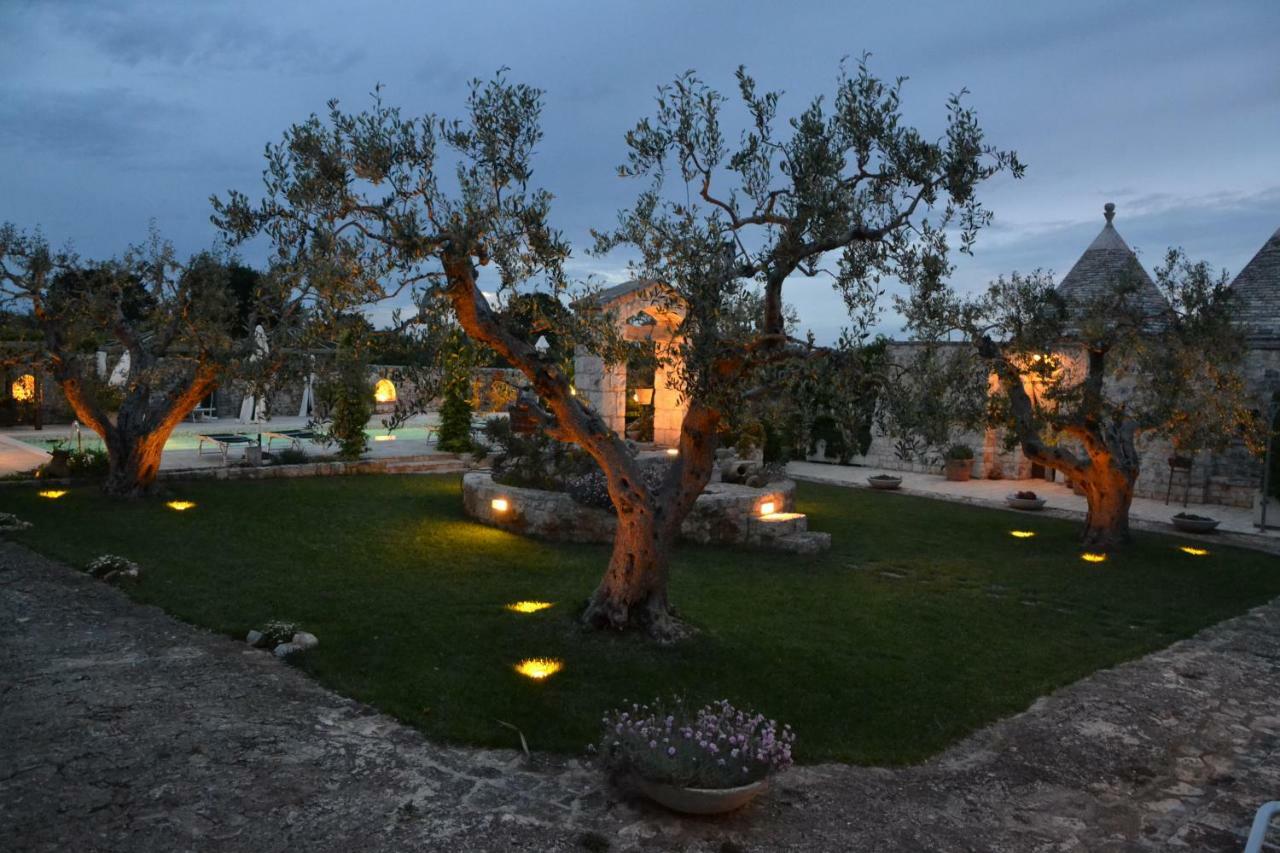 Masseria Montanaro Cisternino Luaran gambar